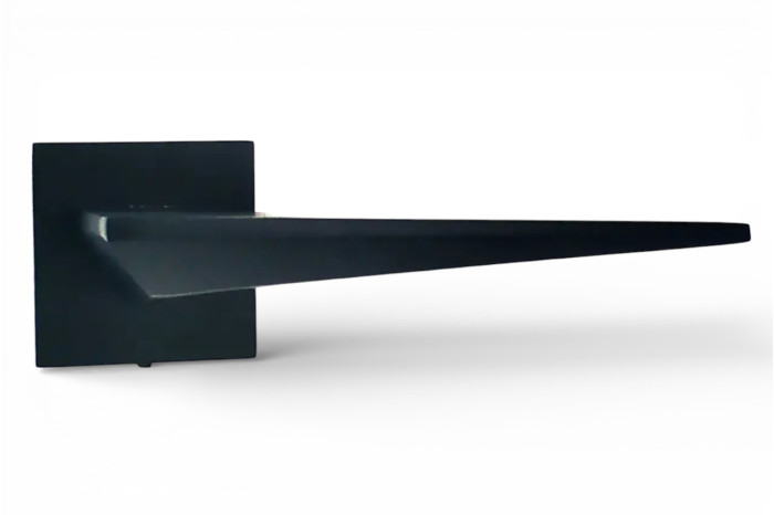 Ручки дверні на розетці А-90050 BLK