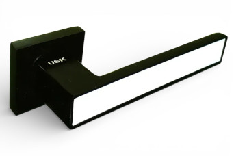 Ручки дверні на розетці А-80048 BLK