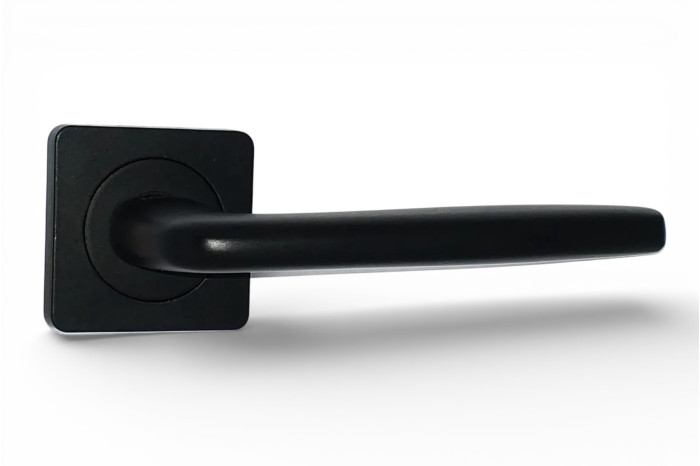 Дверные ручки на розетке А-80120 BLK