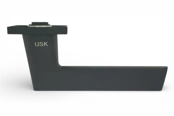Ручки дверні на розетці А-90030 BLK/WHT