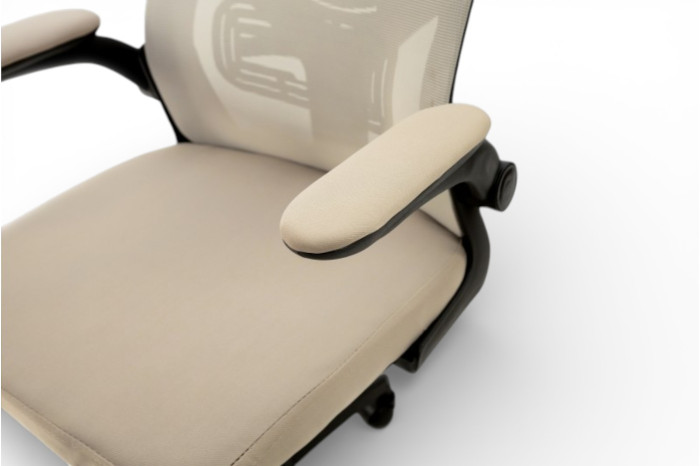 Крісло офісне Тонус Чорний/Бежевий